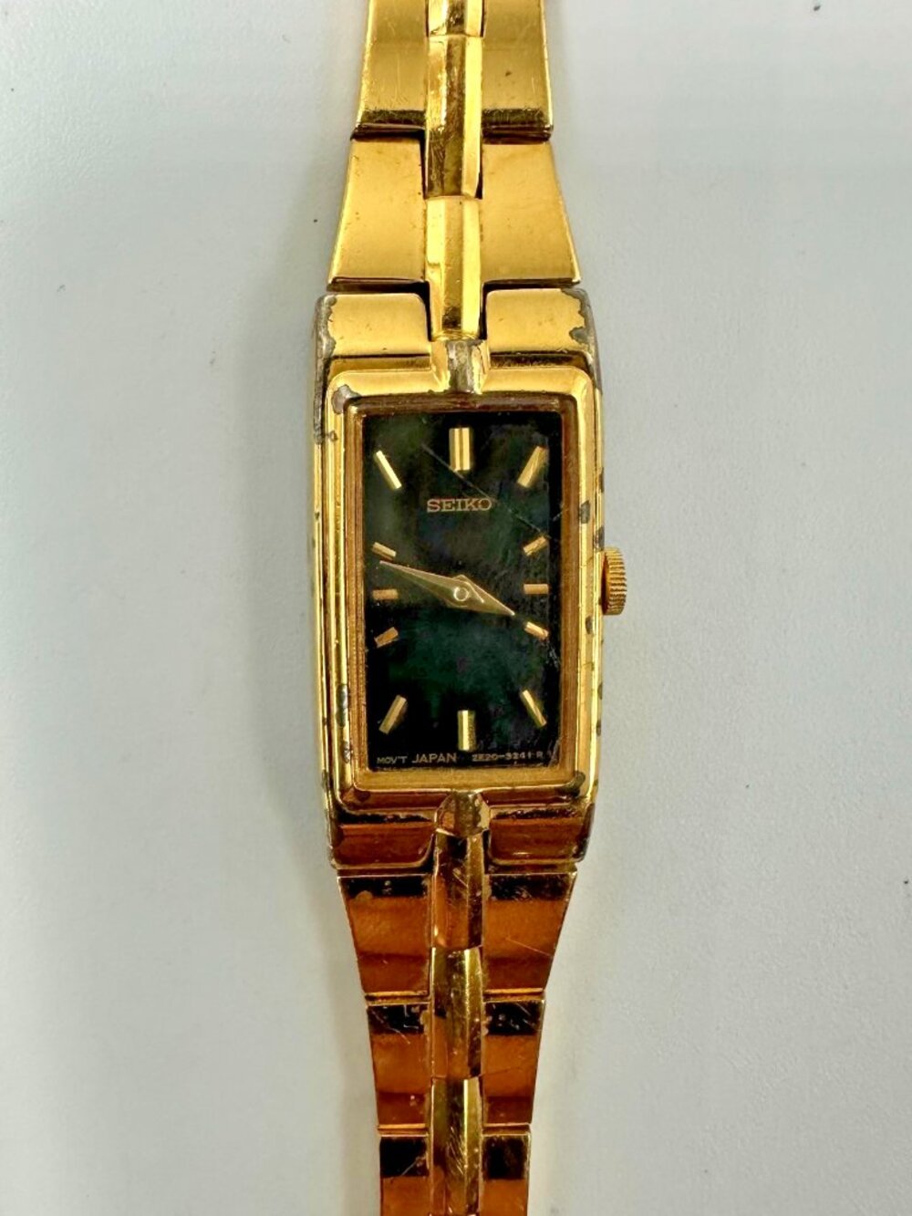 Vintage Seiko Watch Women Gold Tone Black 2E20-7479 New Battery 6.5"